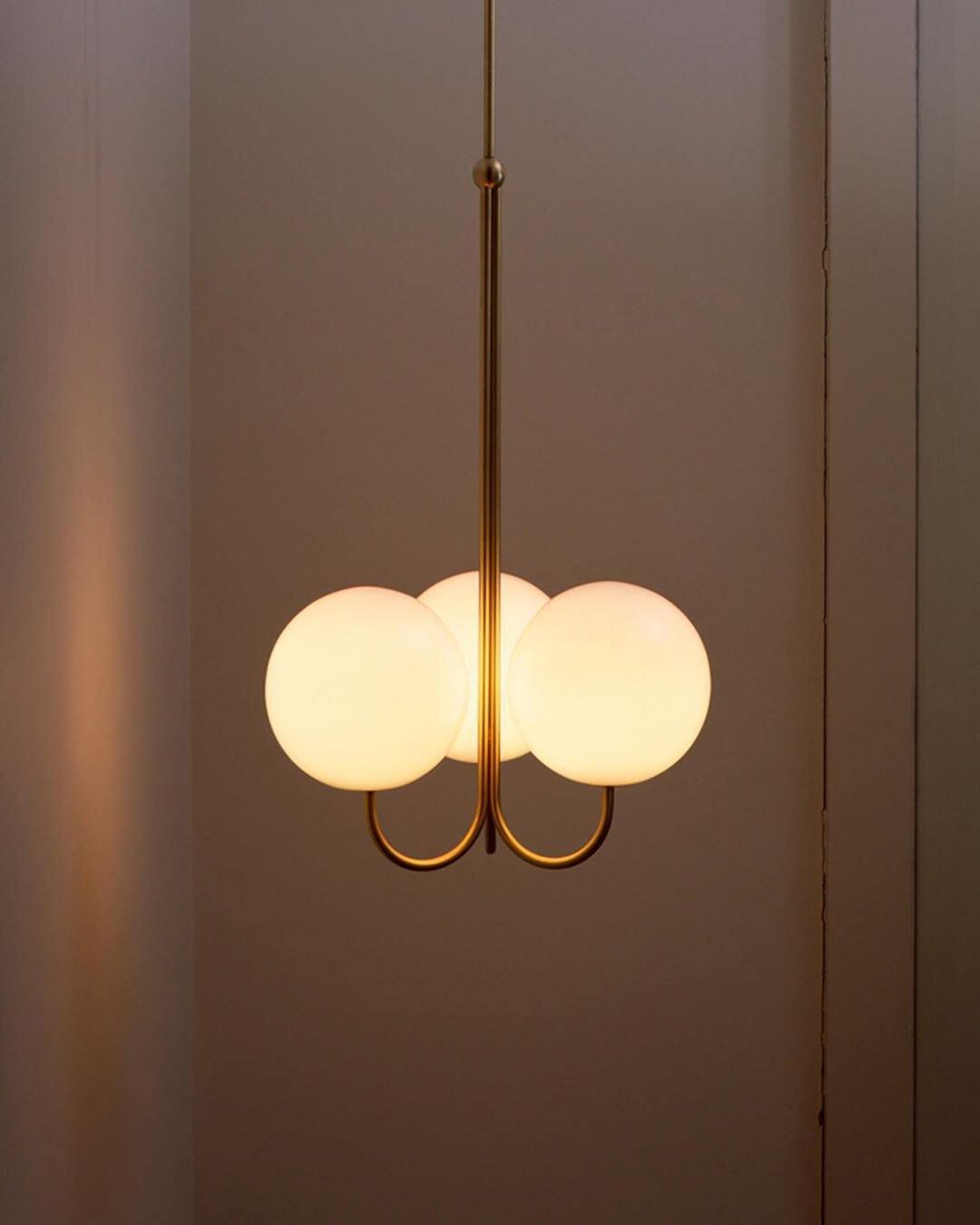 Sostor Suspension Élégante en Métal et Verre-Cielum