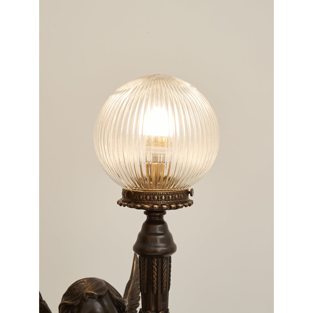 Norelora Lampe à Poser