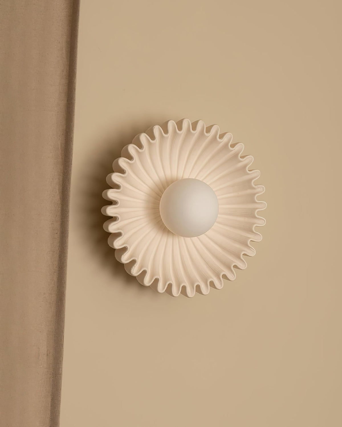 Wall Lamp Ceramics and Glass Dark Green White Black Beige Sculptural-Neutral Decor