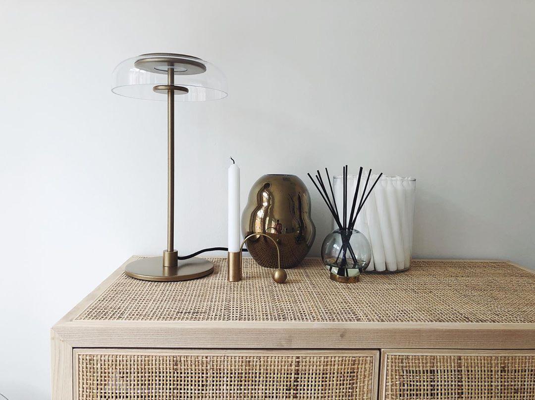 Rinelette Lampe de Table Verre Clair Ombrelle Bois Base