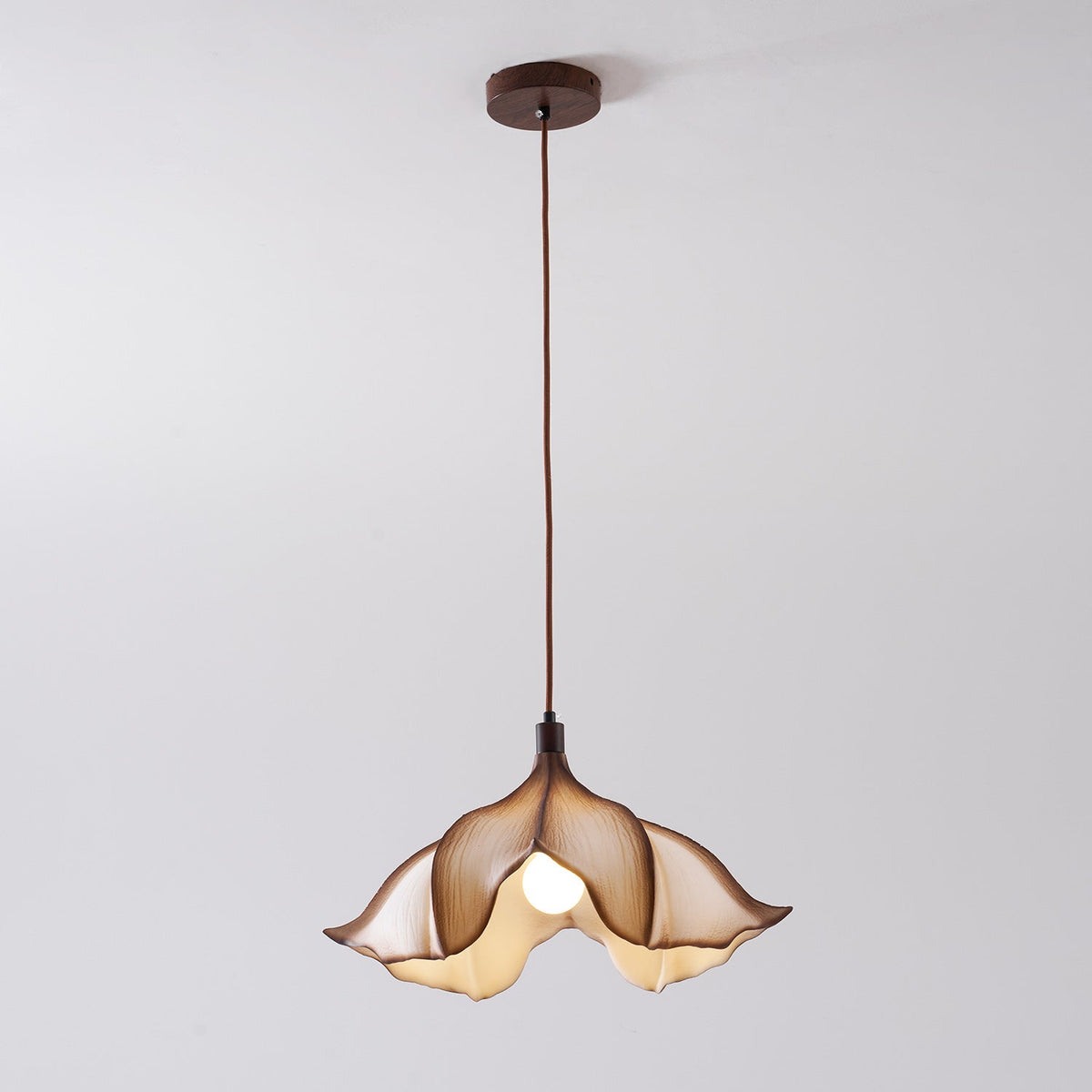 Lumirelia Suspension