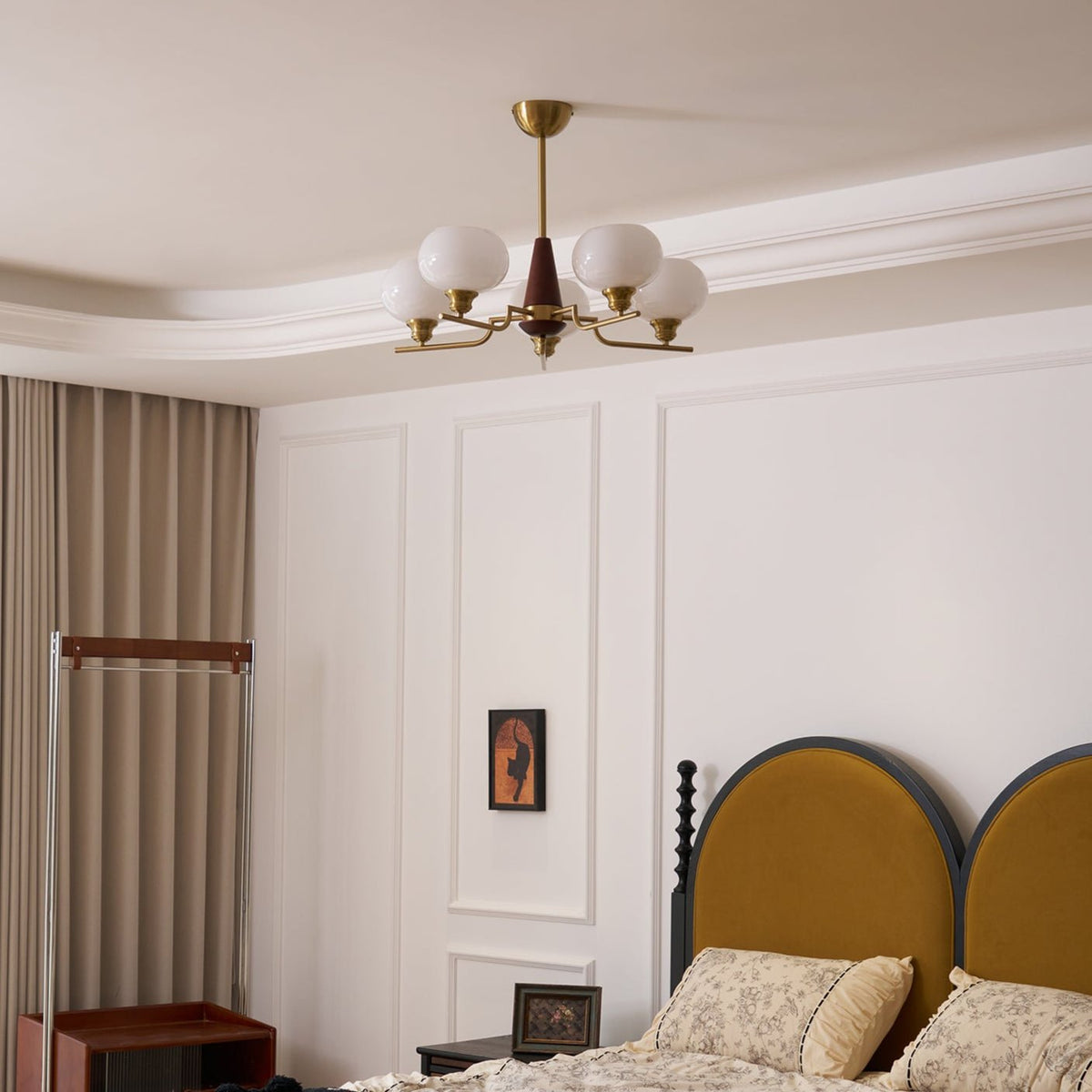 Eixor Lustre en Noyer avec Globes en Verre Opale-Cielum