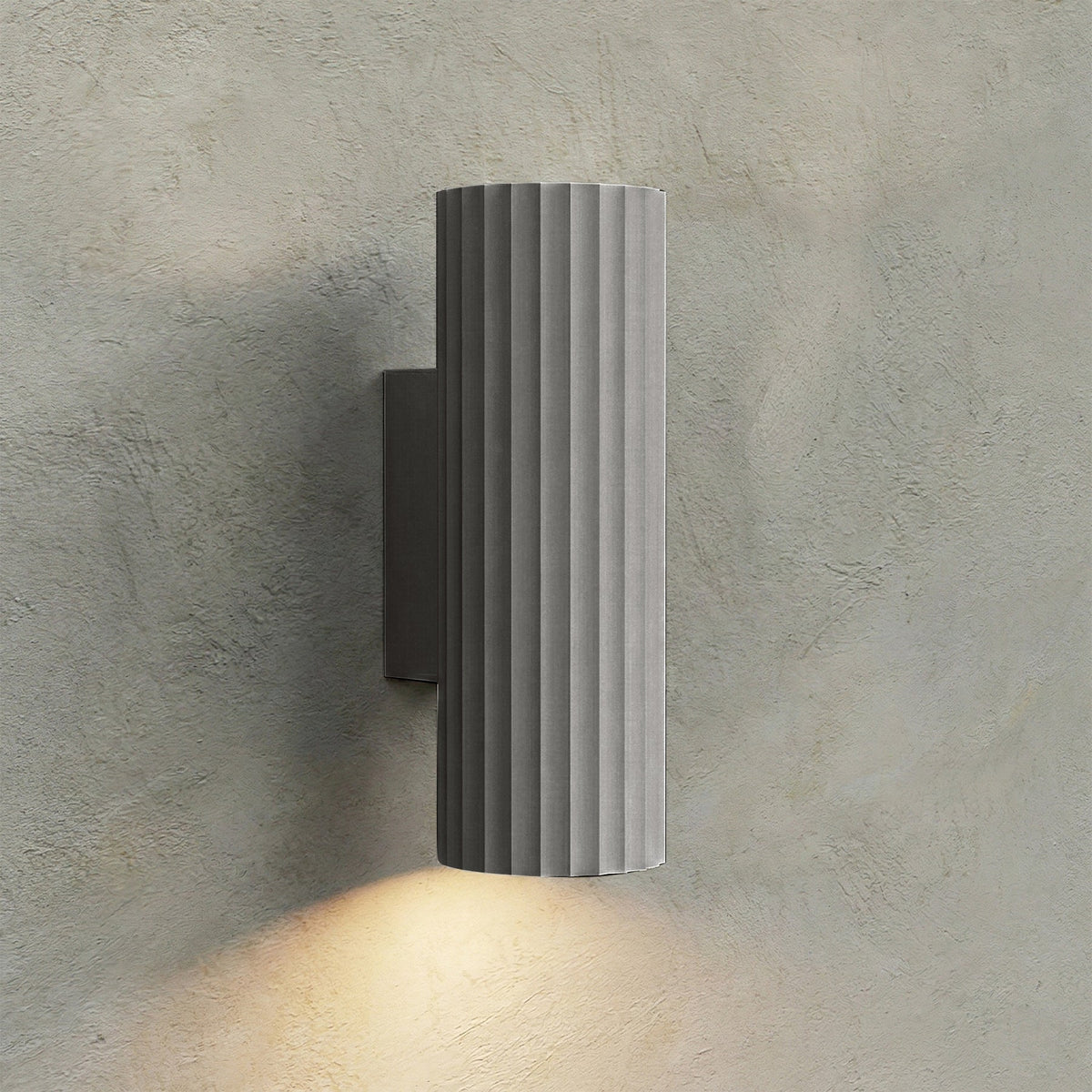 Detailed view of the GU10 bulb base for the Dunbar Wall Light.