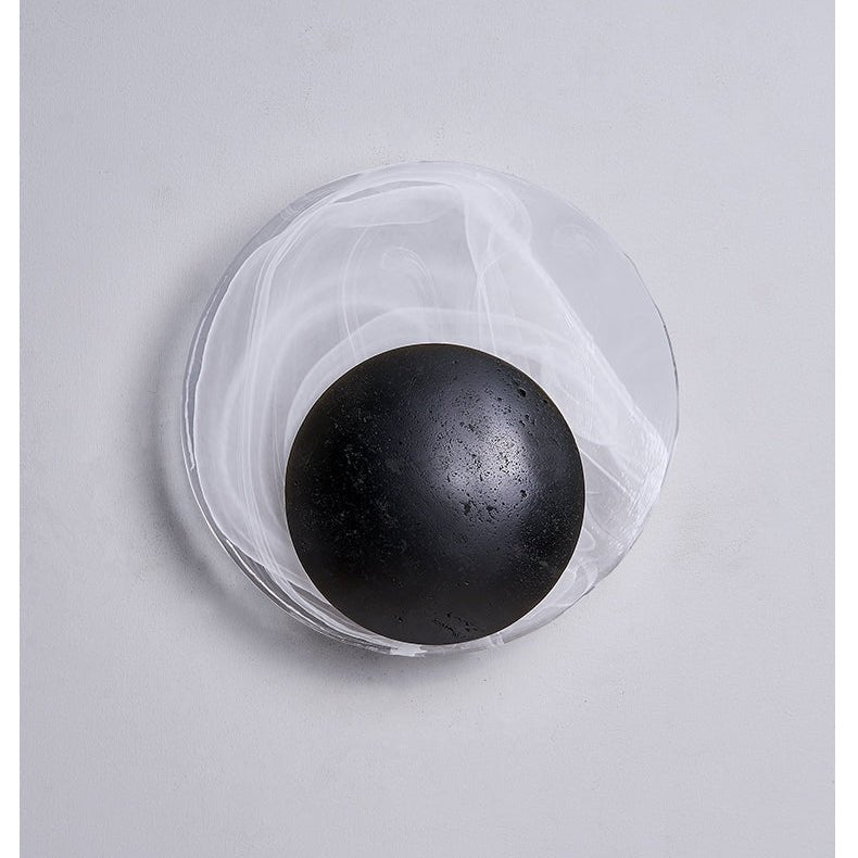 Orla Applique Murale en Coquille de Travertin Noir Cosmica Eclipse