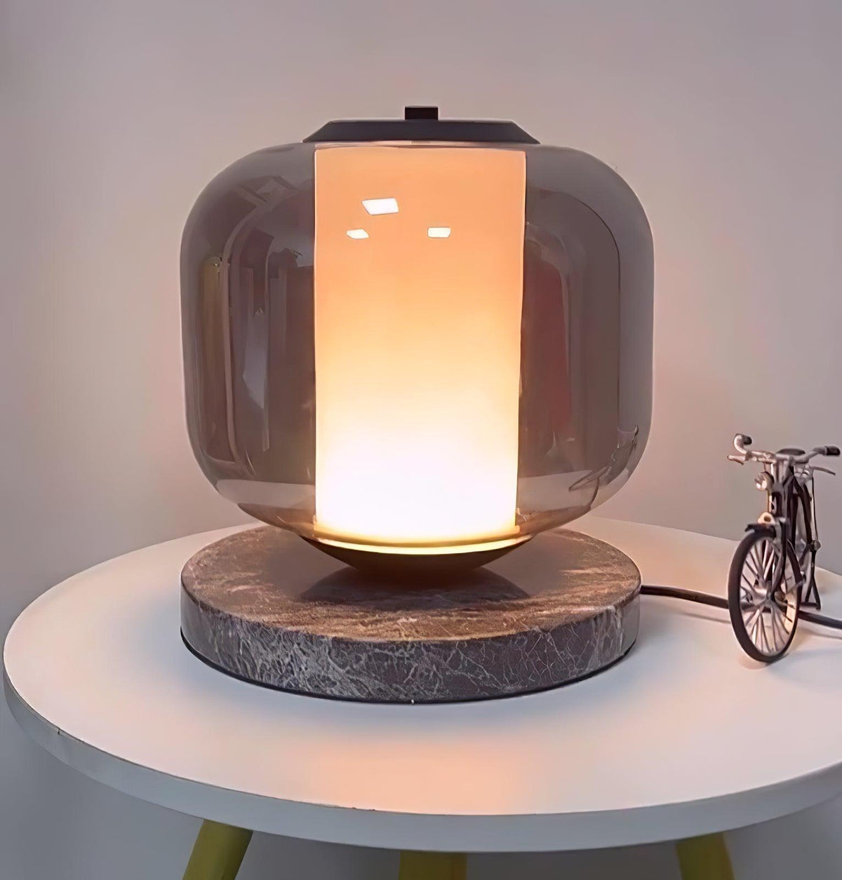 Aaron Lampe de Table en Marbre Moderne