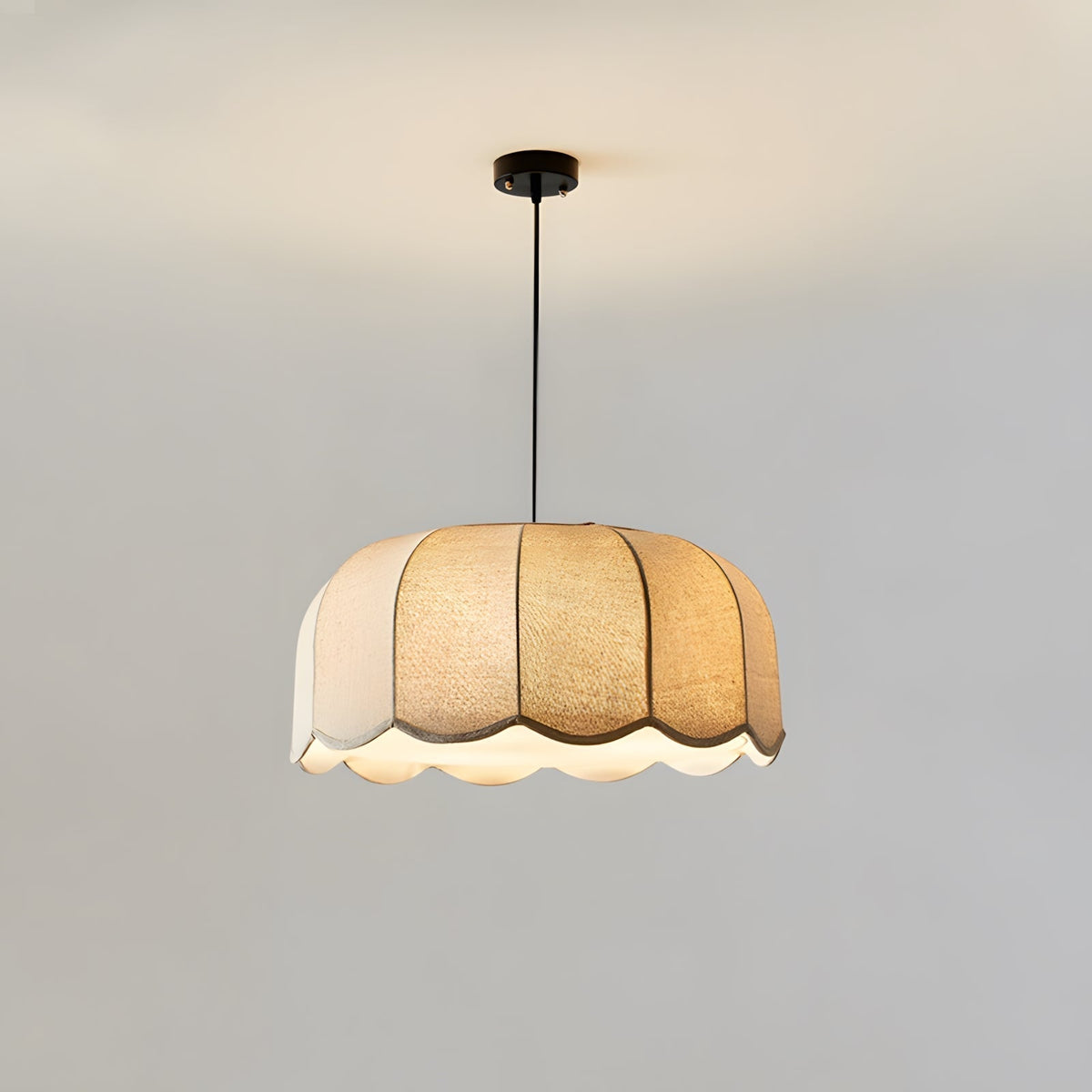 Lumaelia Suspension