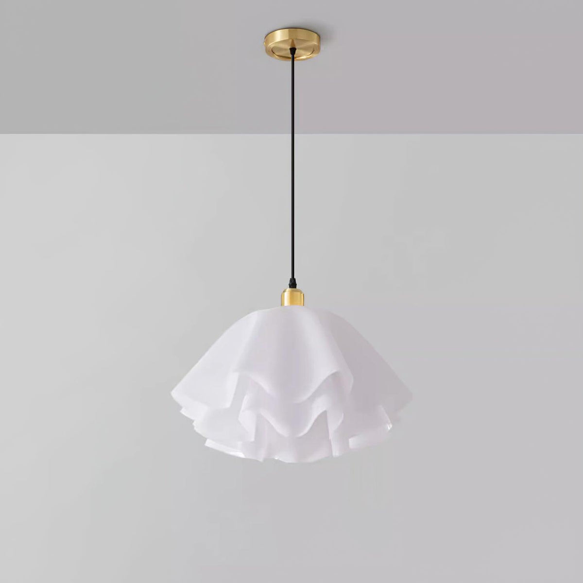 Vero Modern Petal Pendant Light-Neutral Decor