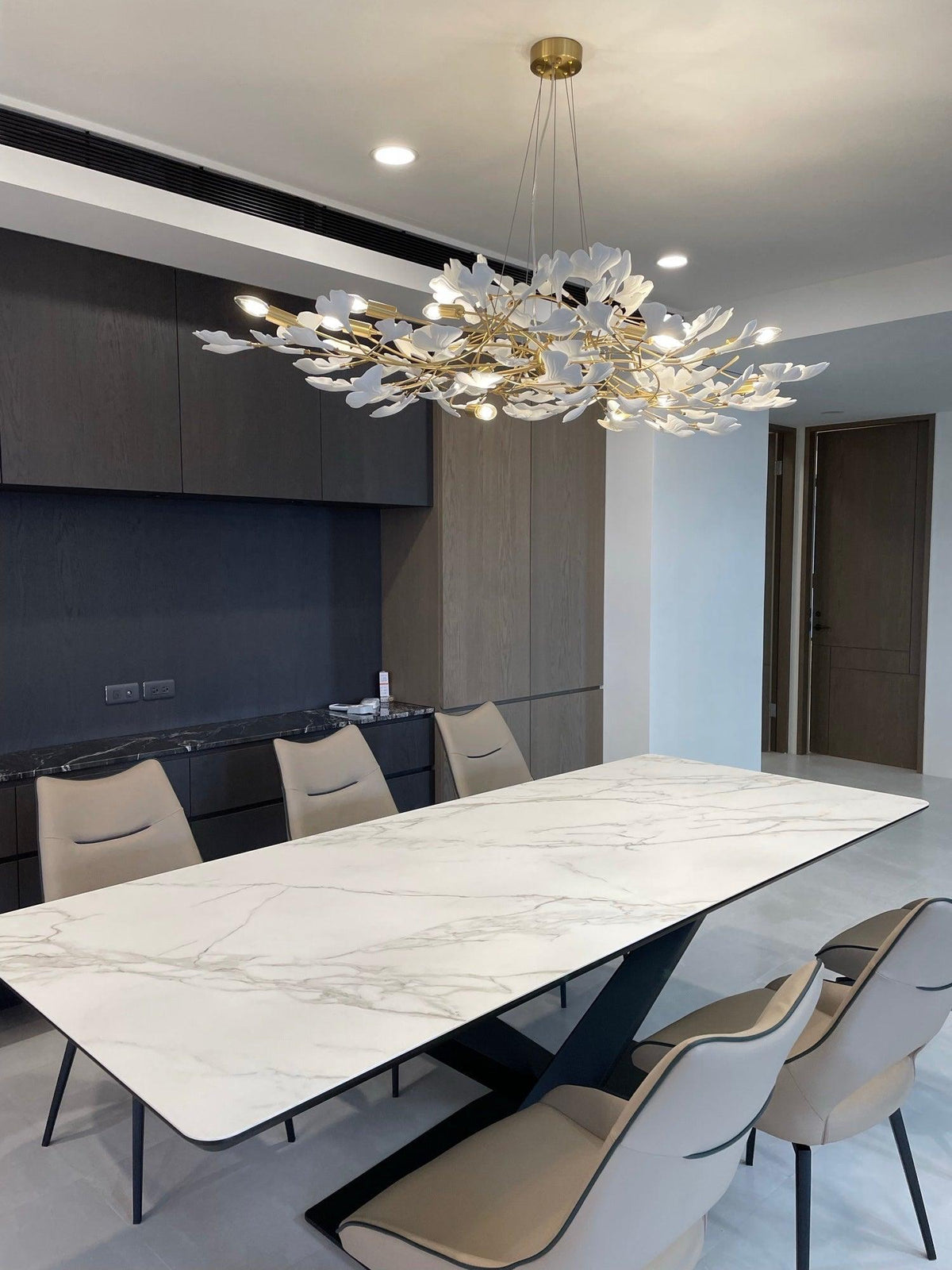 Chandelier White Ceramic Ginkgo Petals Gold-Neutral Decor