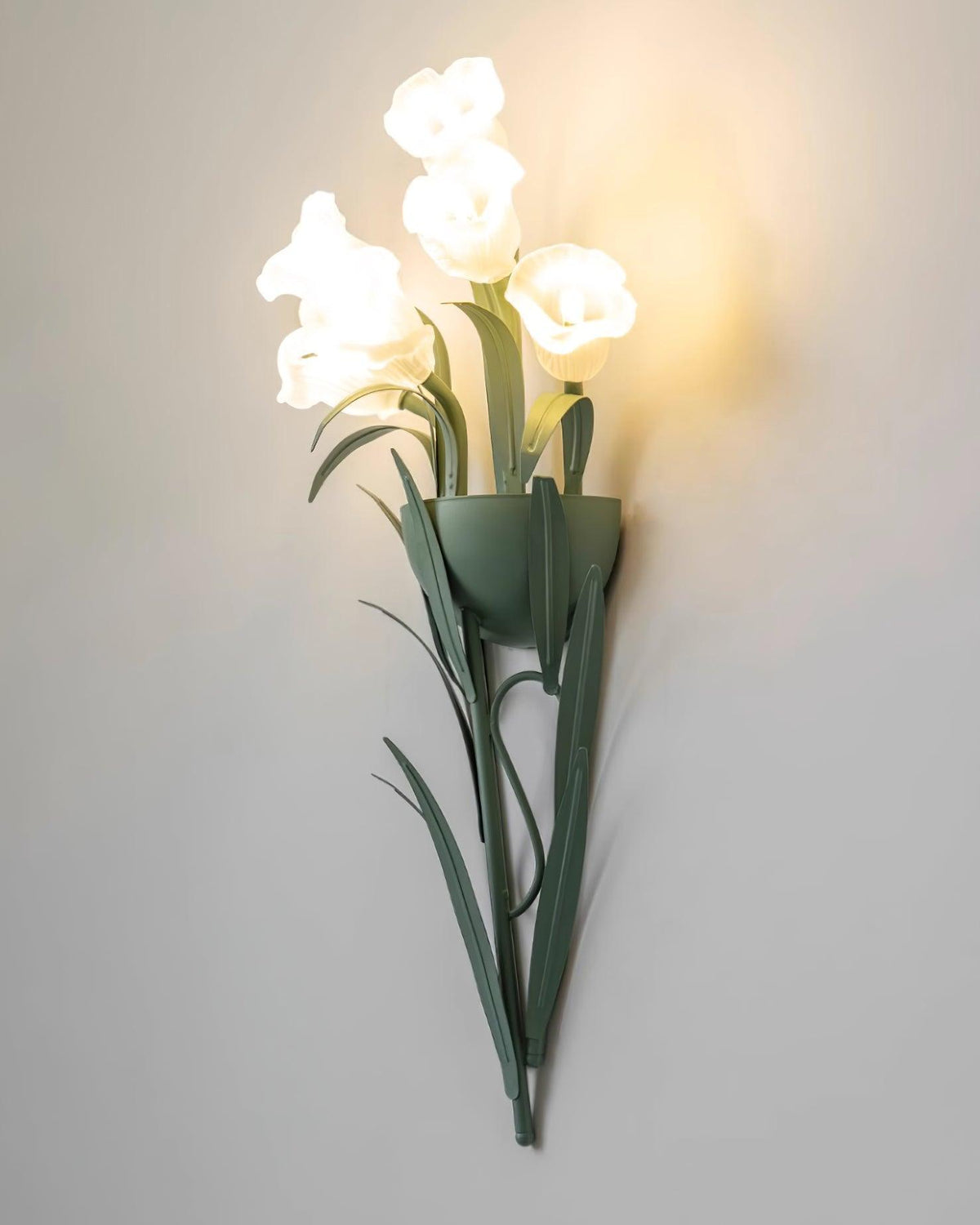 Lunafleur Lily Wall Lamp-Neutral Decor