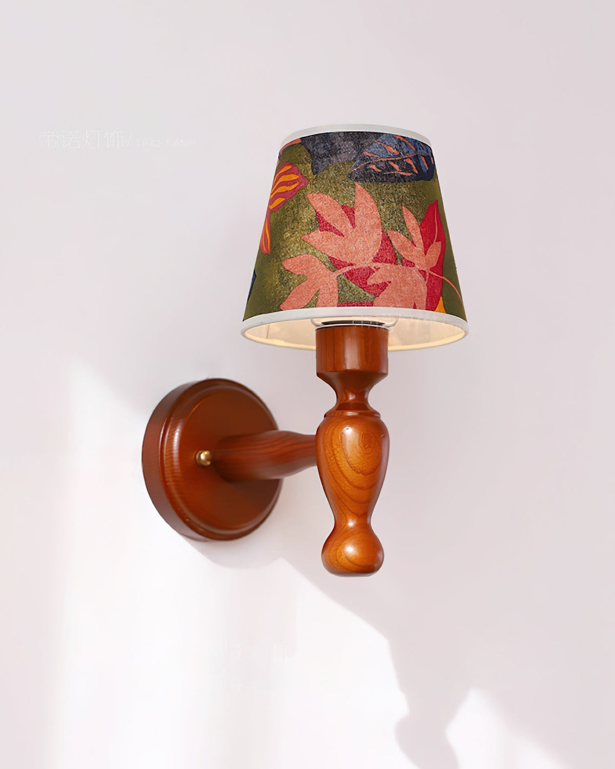 Orbel Mapleleaf Wooden Wall Lamp-Neutral Decor