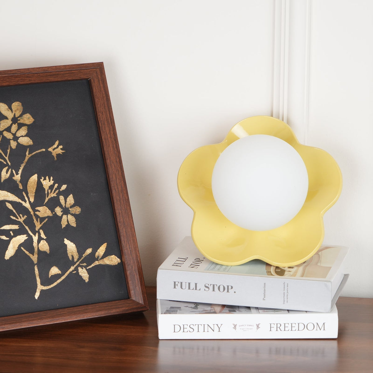 Petalia Wall Lamp-Neutral Decor