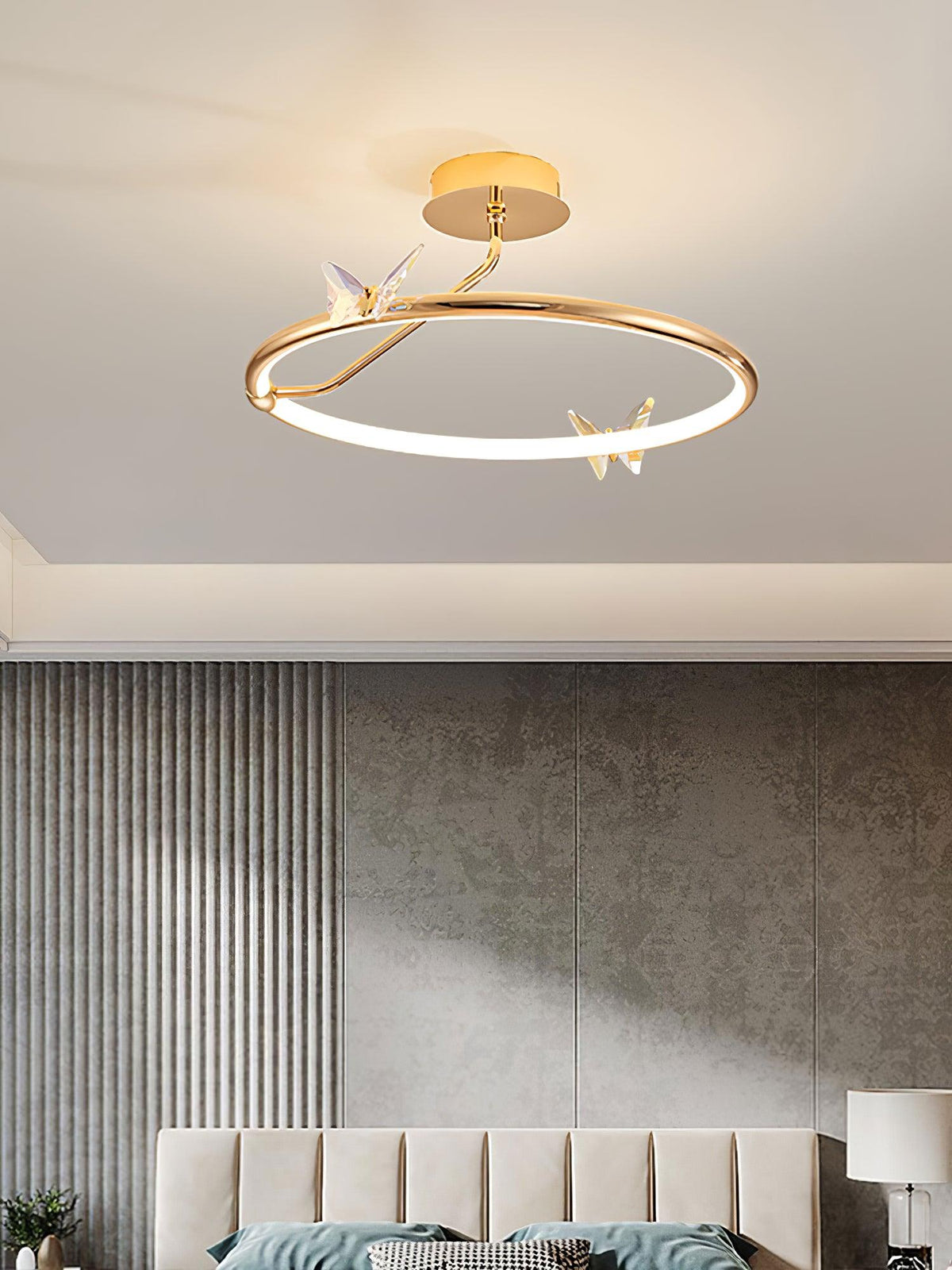 Avir Plafonnier Papillon avec Accents en Cristal et Anneau LED-Cielum