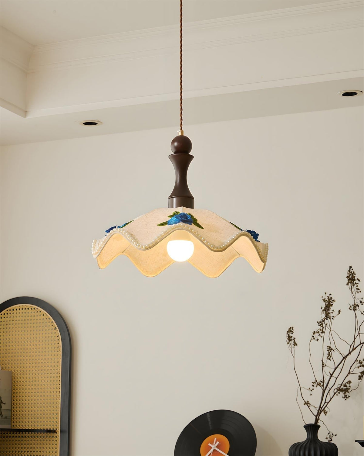 Seleaine Suspension