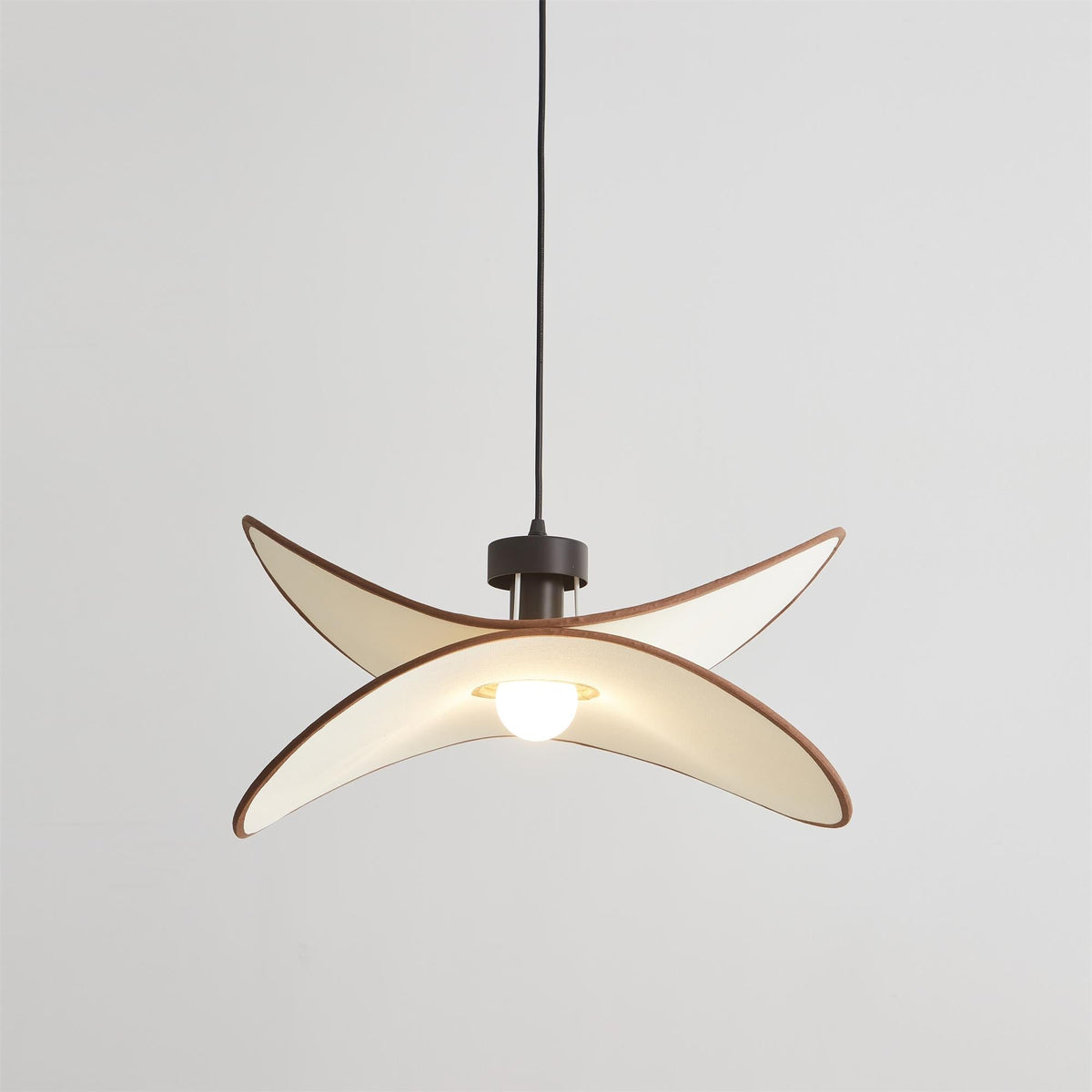 Cicaros Suspension Métal Tissu Art Créatif