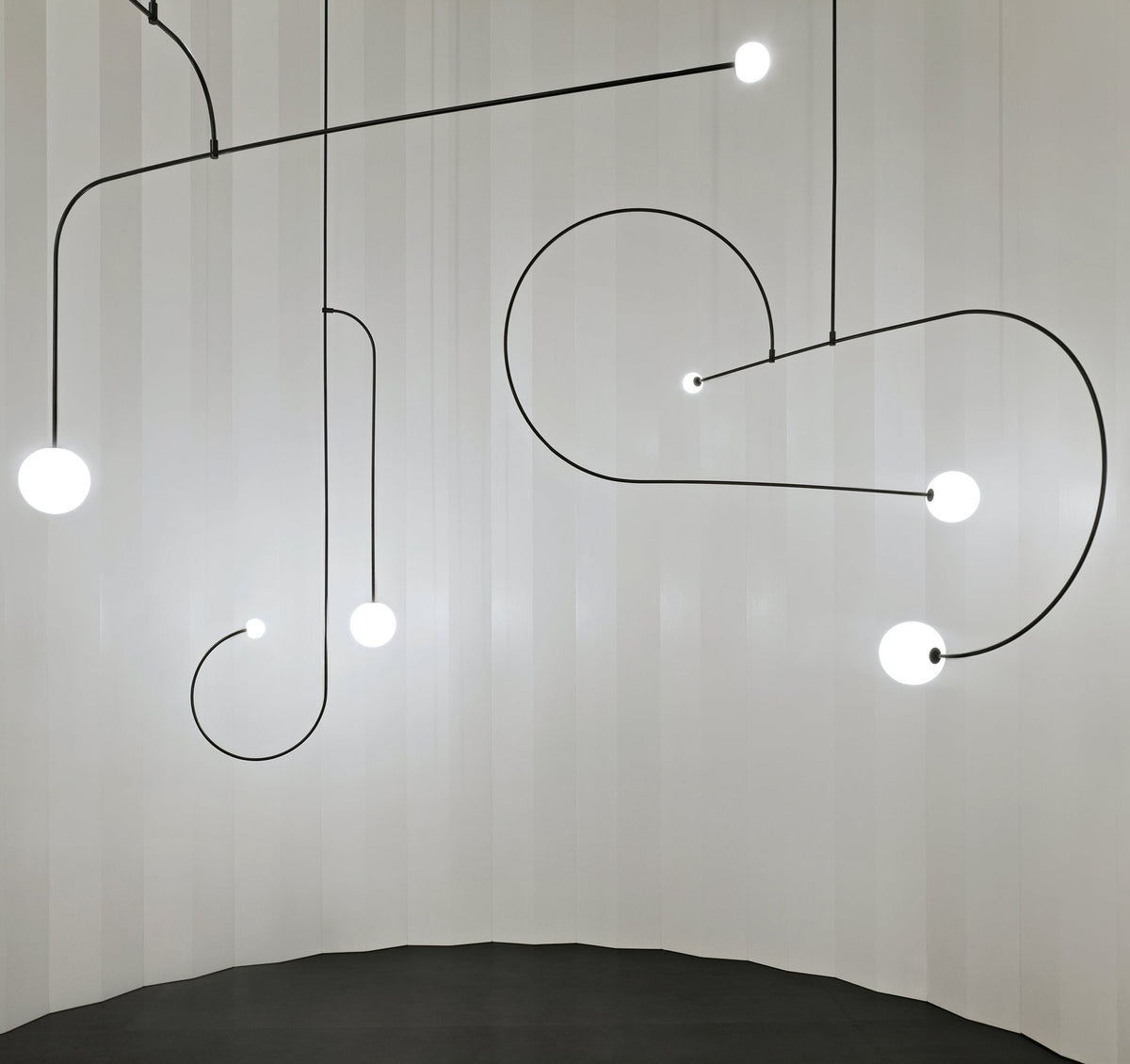 Erixy Lustre Mobile Noir Minimaliste-Cielum