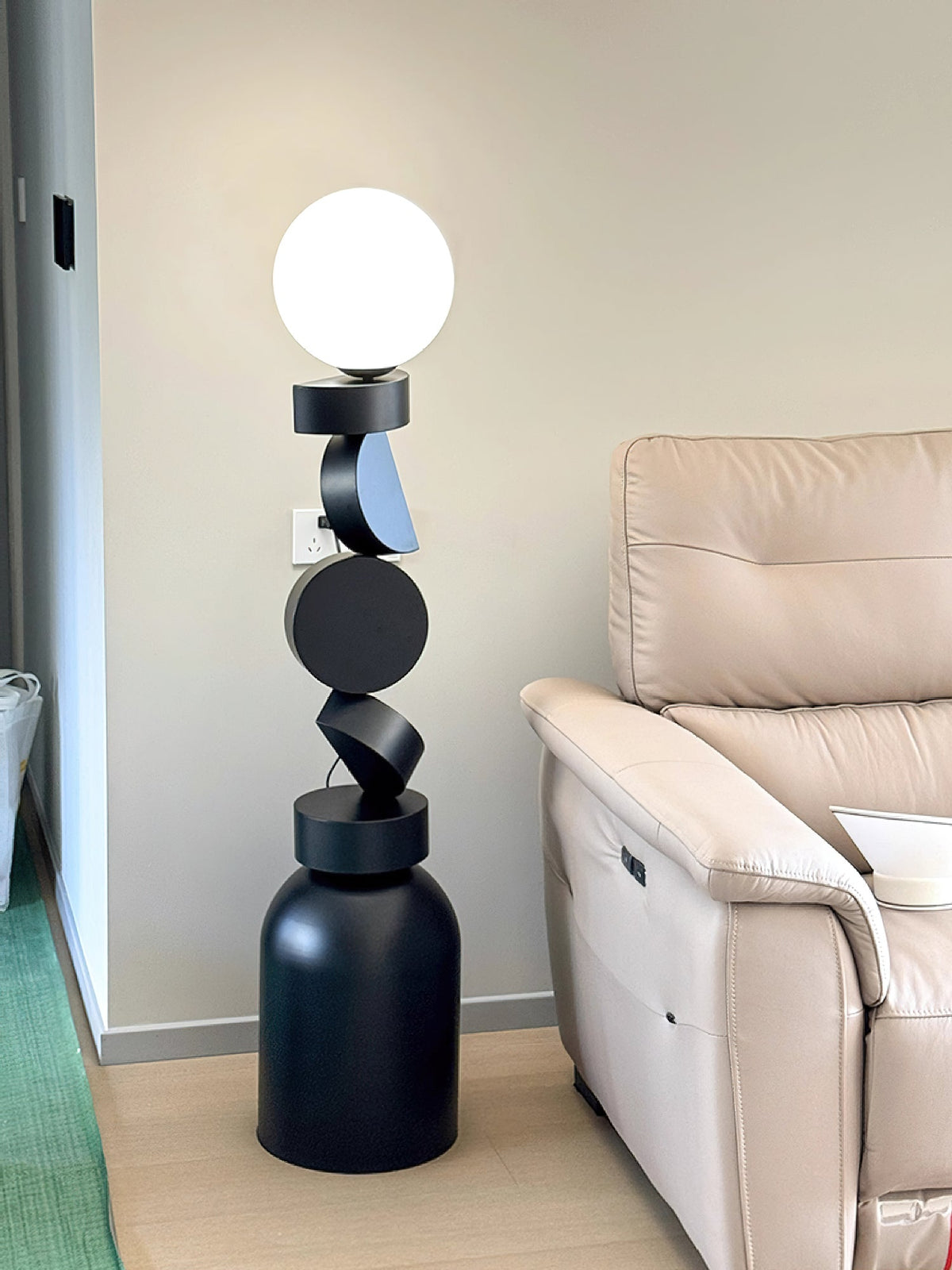 Calisine Lampadaire Monolith Cube Base Noir