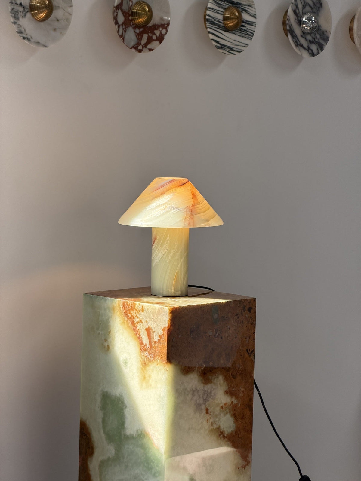 Pillar Lampe de Table en Pierre