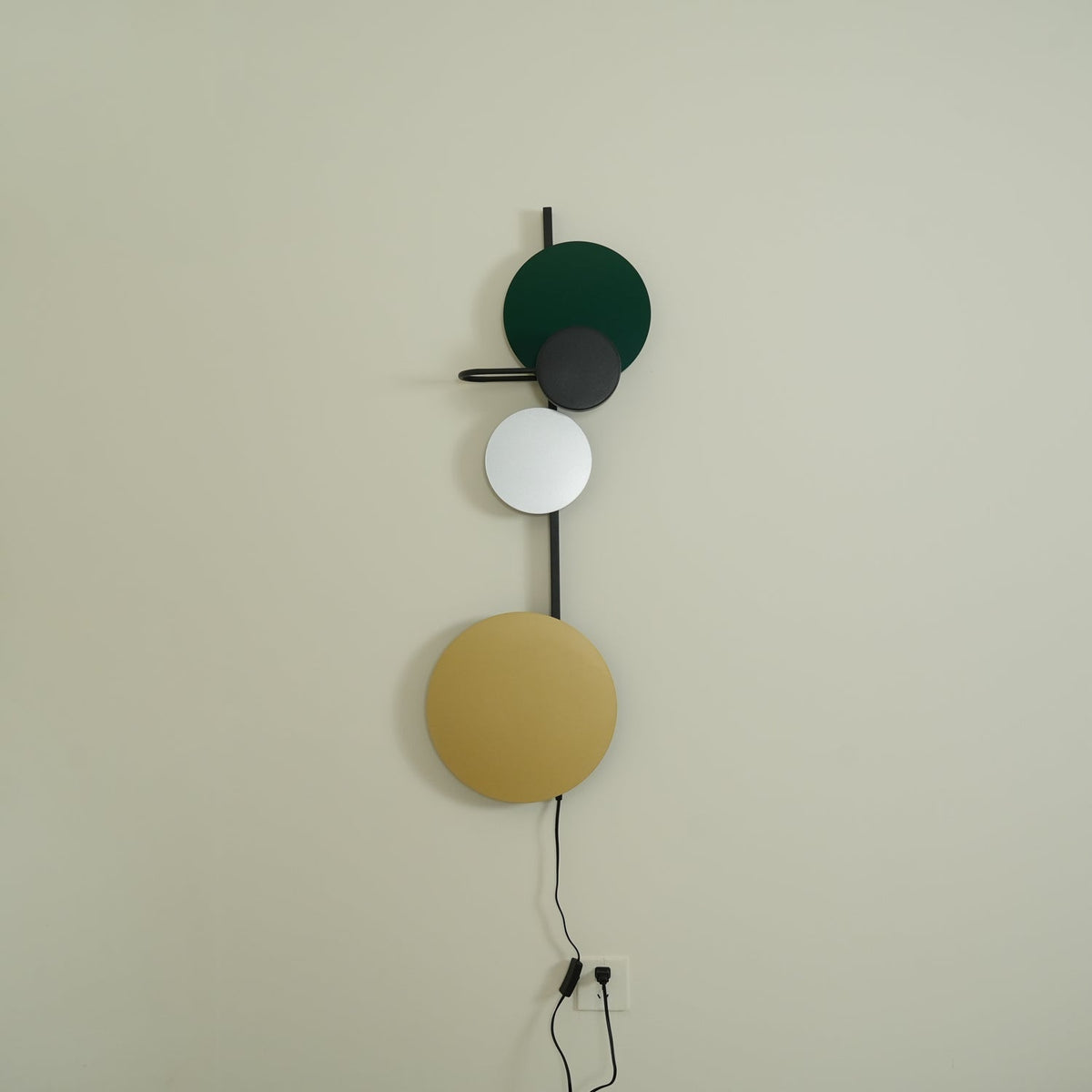 Devenq Modern Minimalist Plug-in Wall Lamp-Cielum
