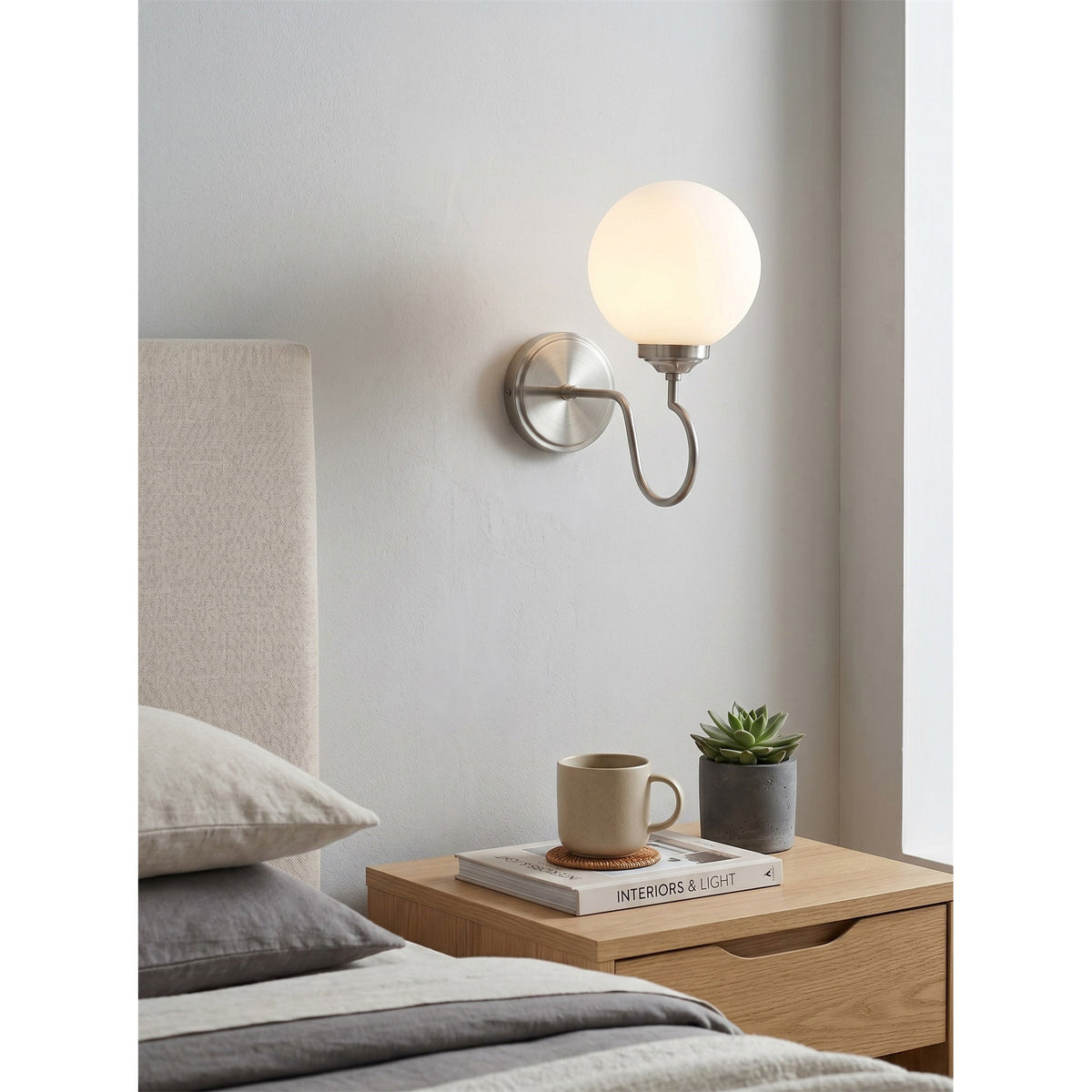 Corael Applique Murale Lume
