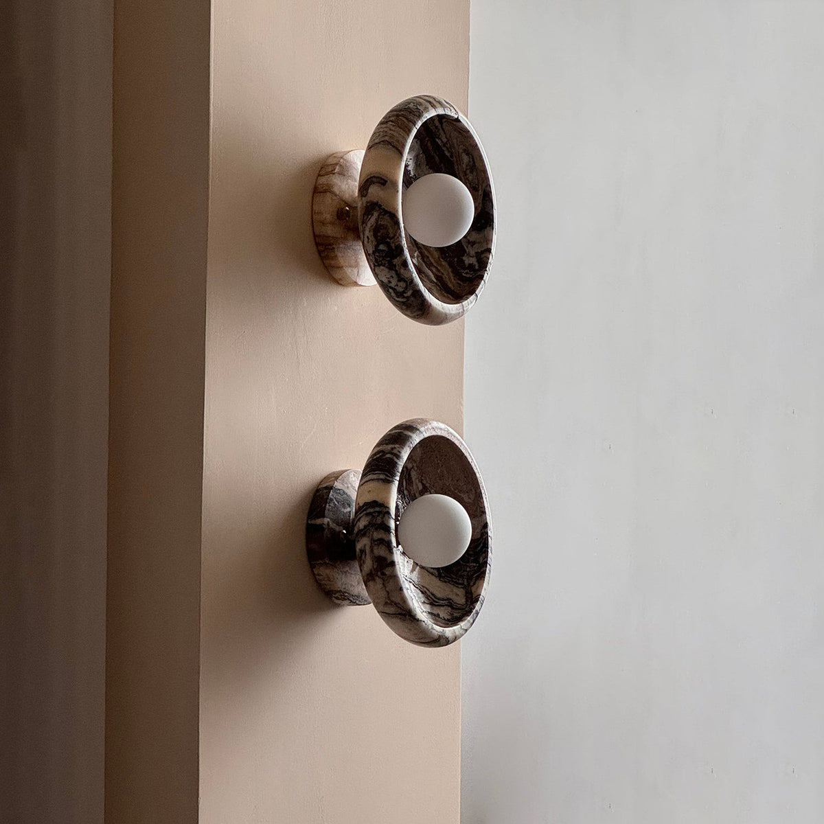Onvix Natural Onyx Wall Light-Neutral Decor