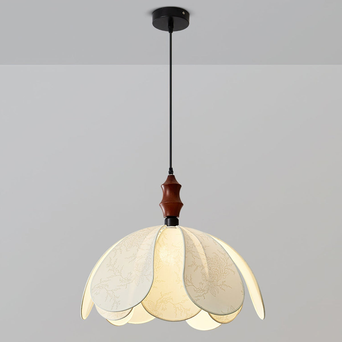 Side profile of the Savoy Pendant Light, showing its dimensions.