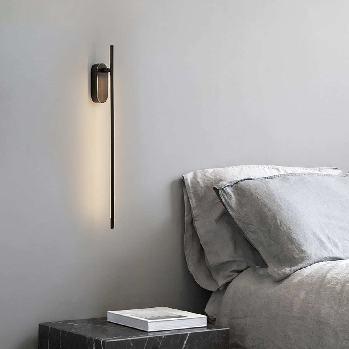 Vrysl Applique Murale avec Prise Fixe Minimaliste