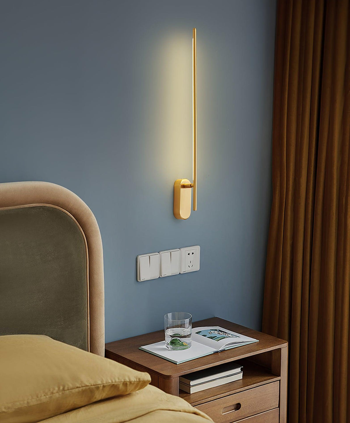 Vrysl Applique Murale avec Prise Fixe Minimaliste