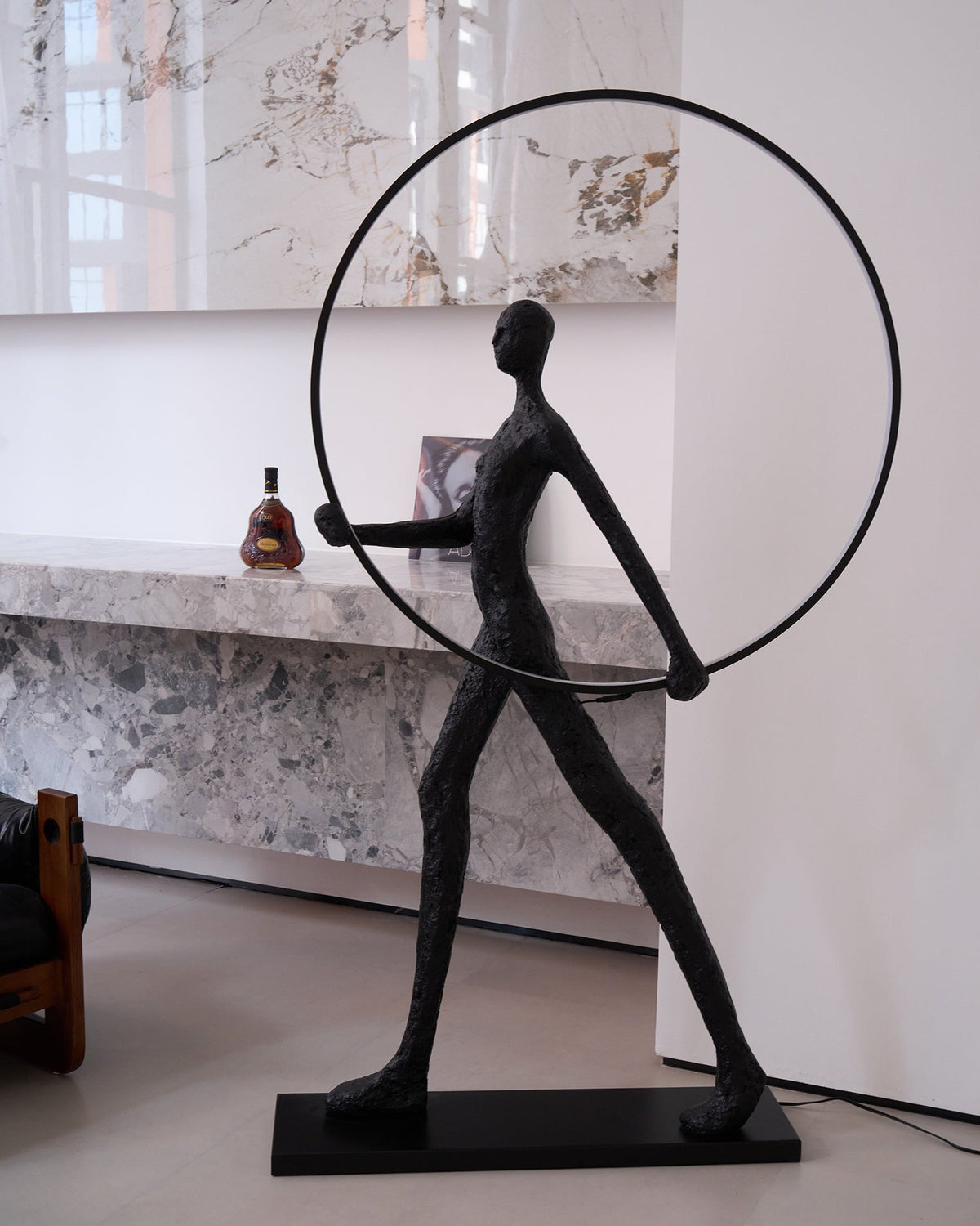 Cirarelia Lampadaire Sculpture LED Figure