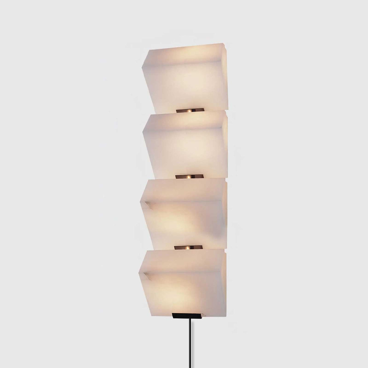 Lirove Alabaster Wall Lamp-Cielum