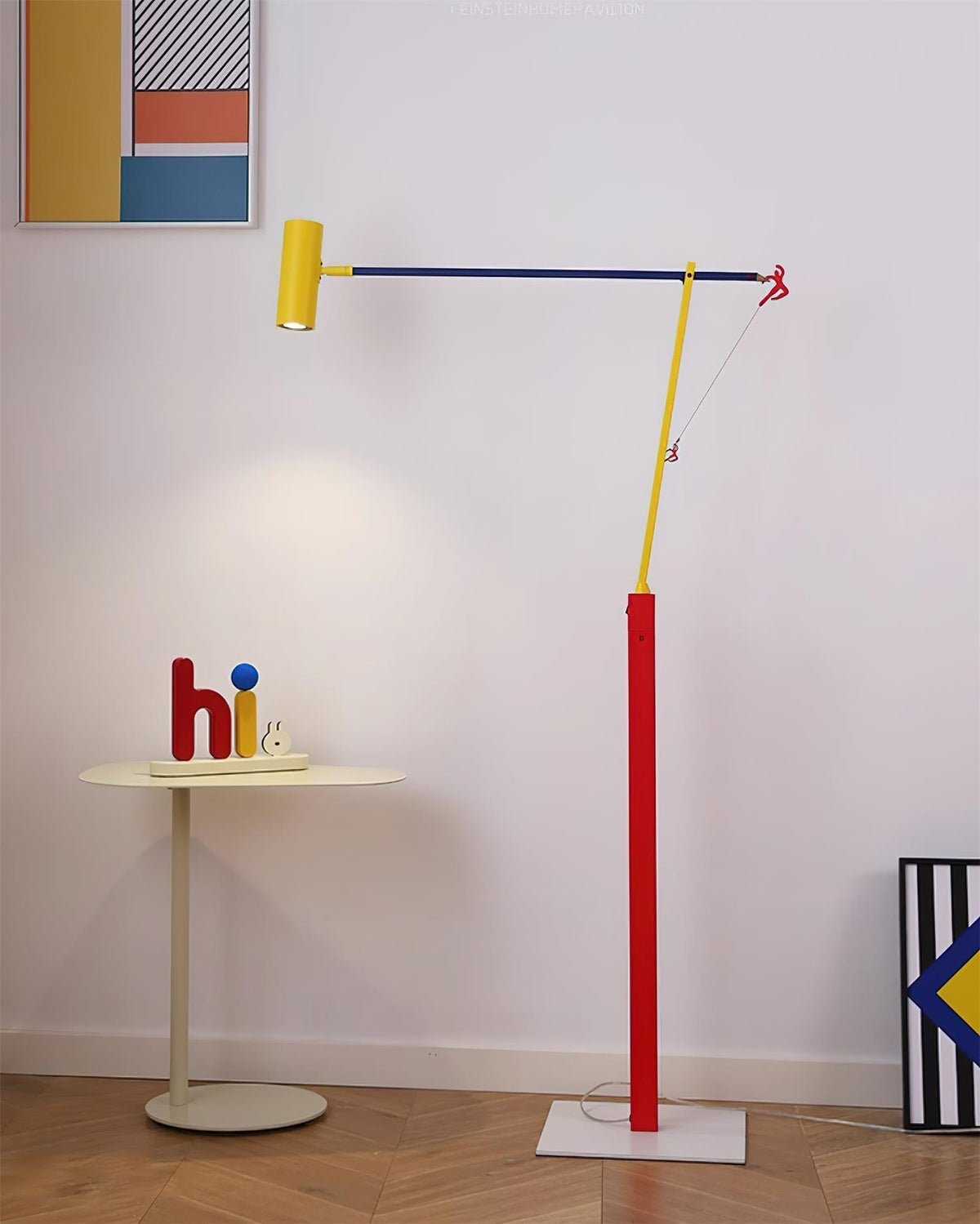 Ura Lampadaire
