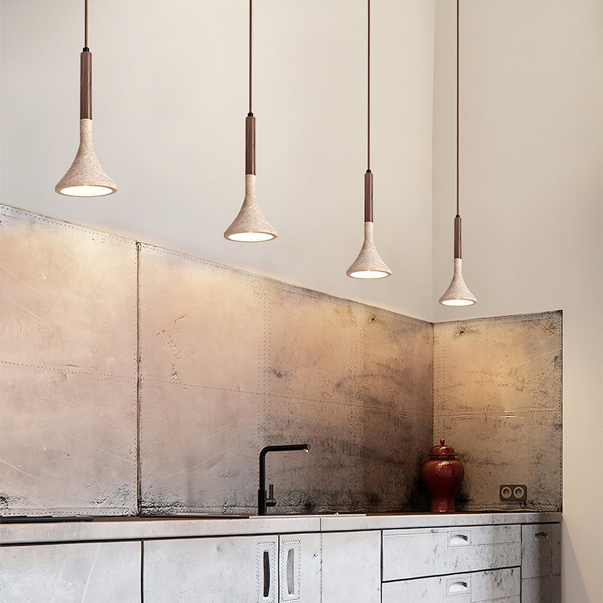 Tomin Suspension en Travertin-Cielum