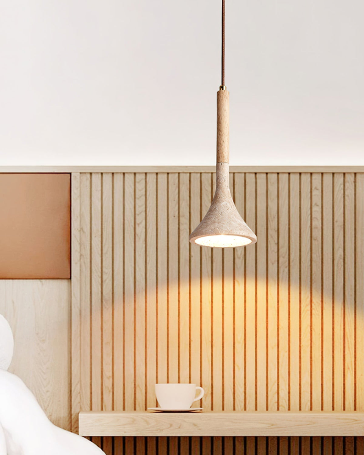 Tomin Suspension en Travertin-Cielum