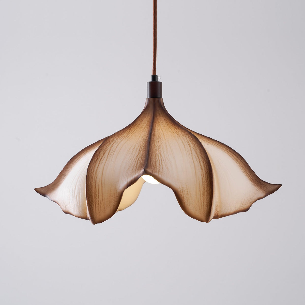 Lumirelia Suspension