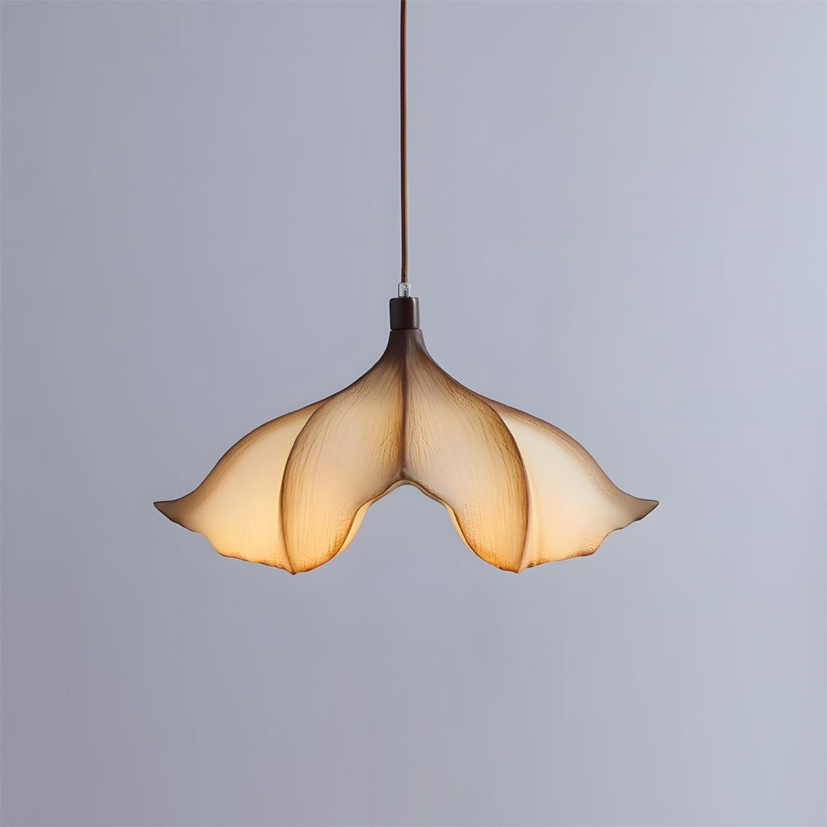 Lumirelia Suspension