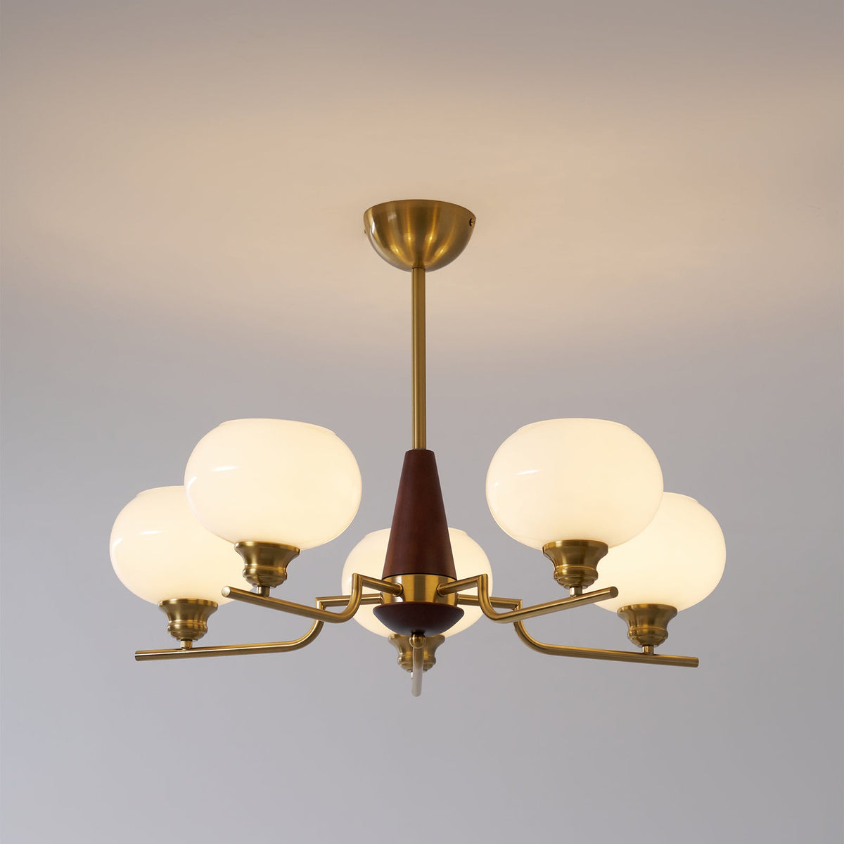 Eixor Lustre en Noyer avec Globes en Verre Opale-Cielum