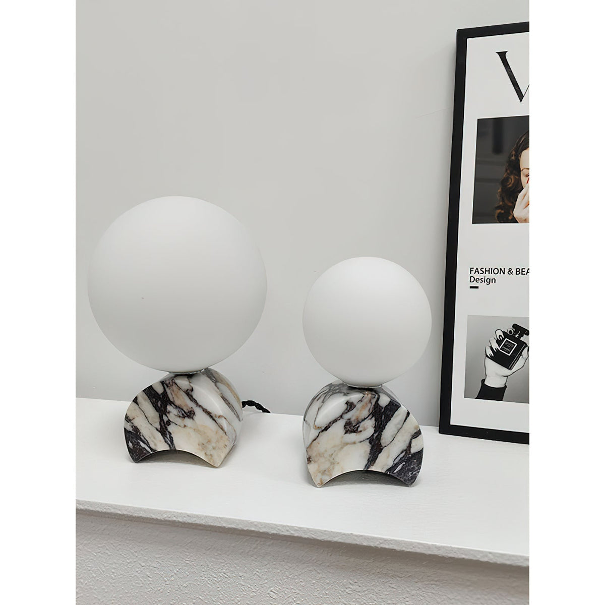 Crescent Lampe à Poser en Marbre