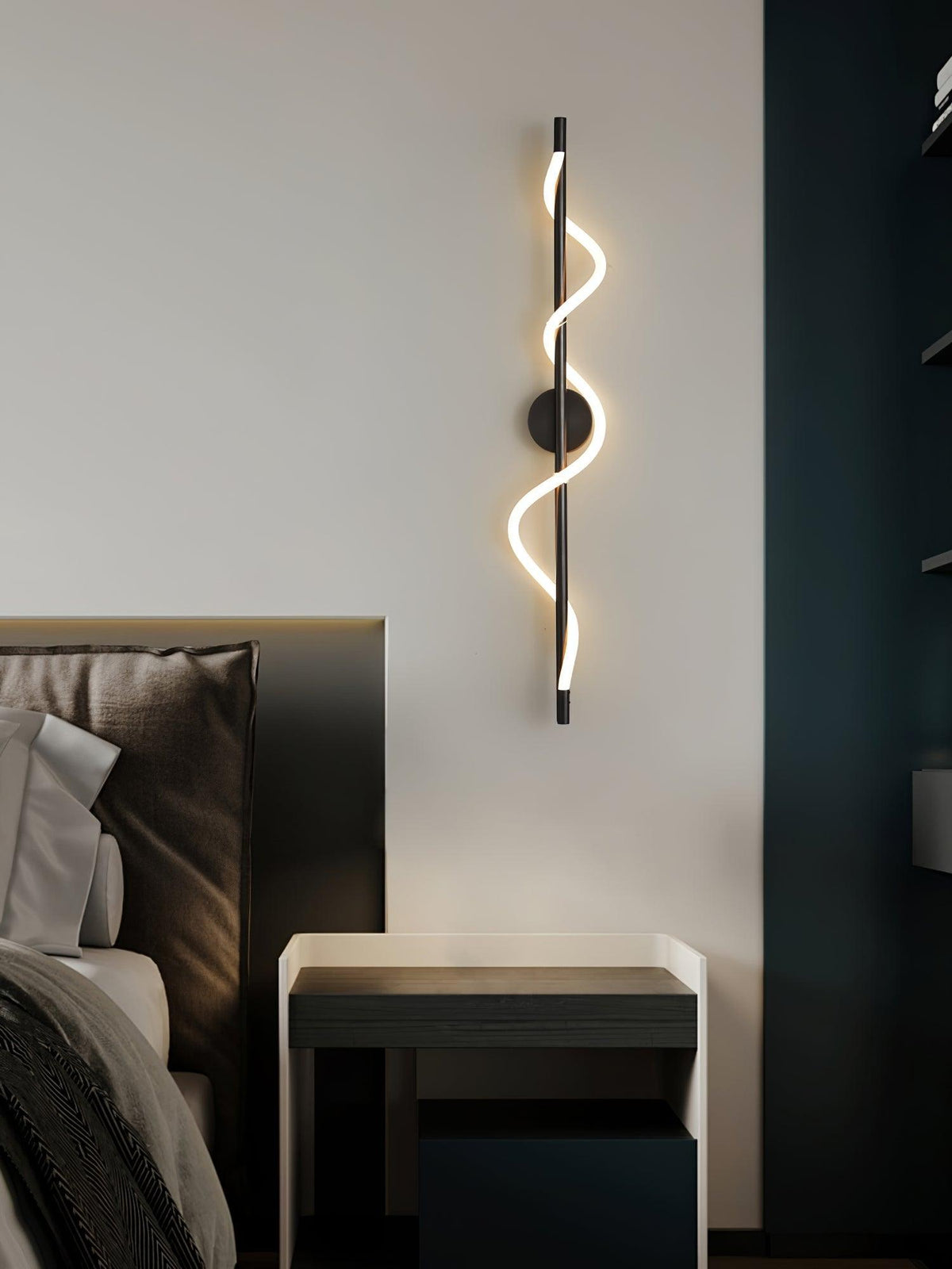 Laxi Applique murale sculpturale en laiton et silicone-Cielum