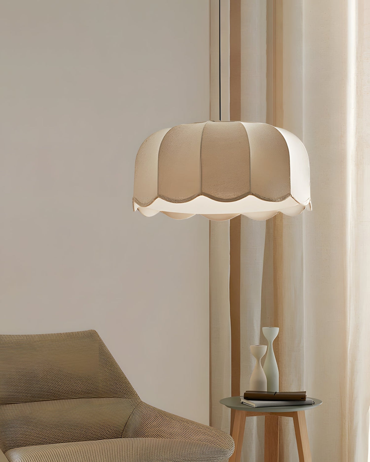 Lumaelia Suspension