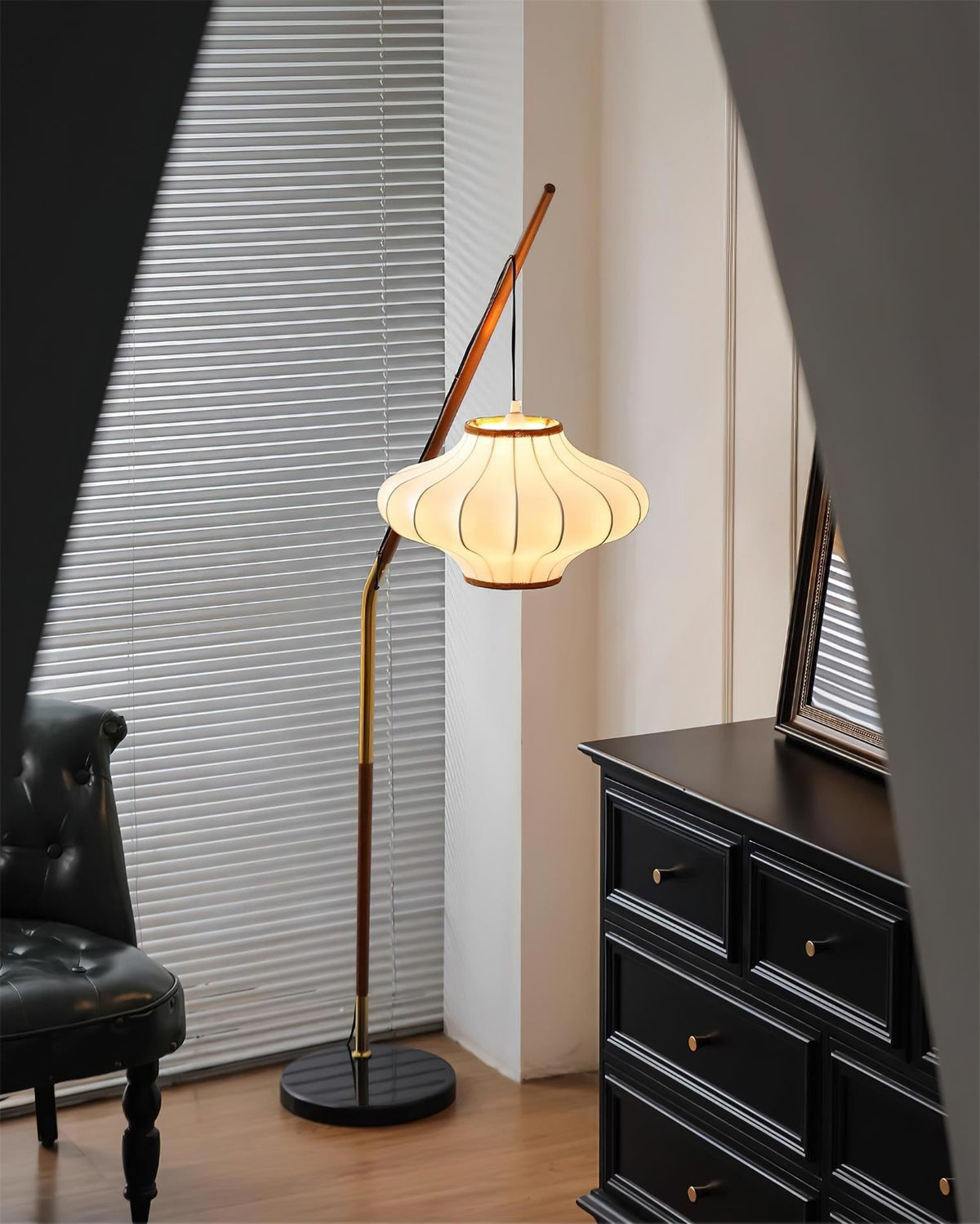 Oreluia Lampadaire