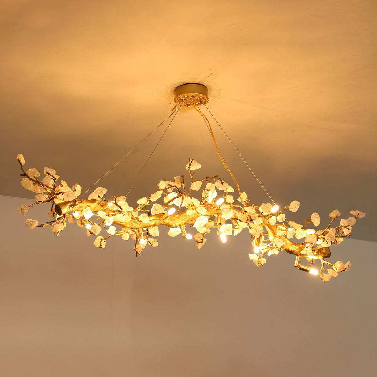 Casterford Lustre Linéaire À Branches En Pierre Blanche