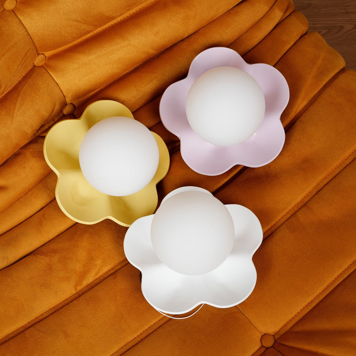 Petalia Wall Lamp-Neutral Decor