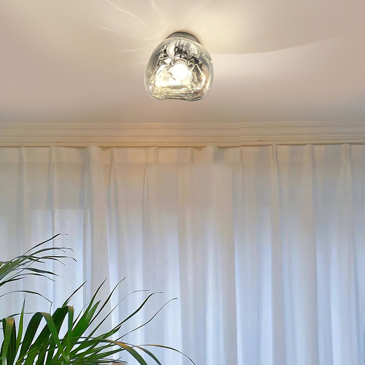 Leni Amber Glass Wall Lamp-Neutral Decor