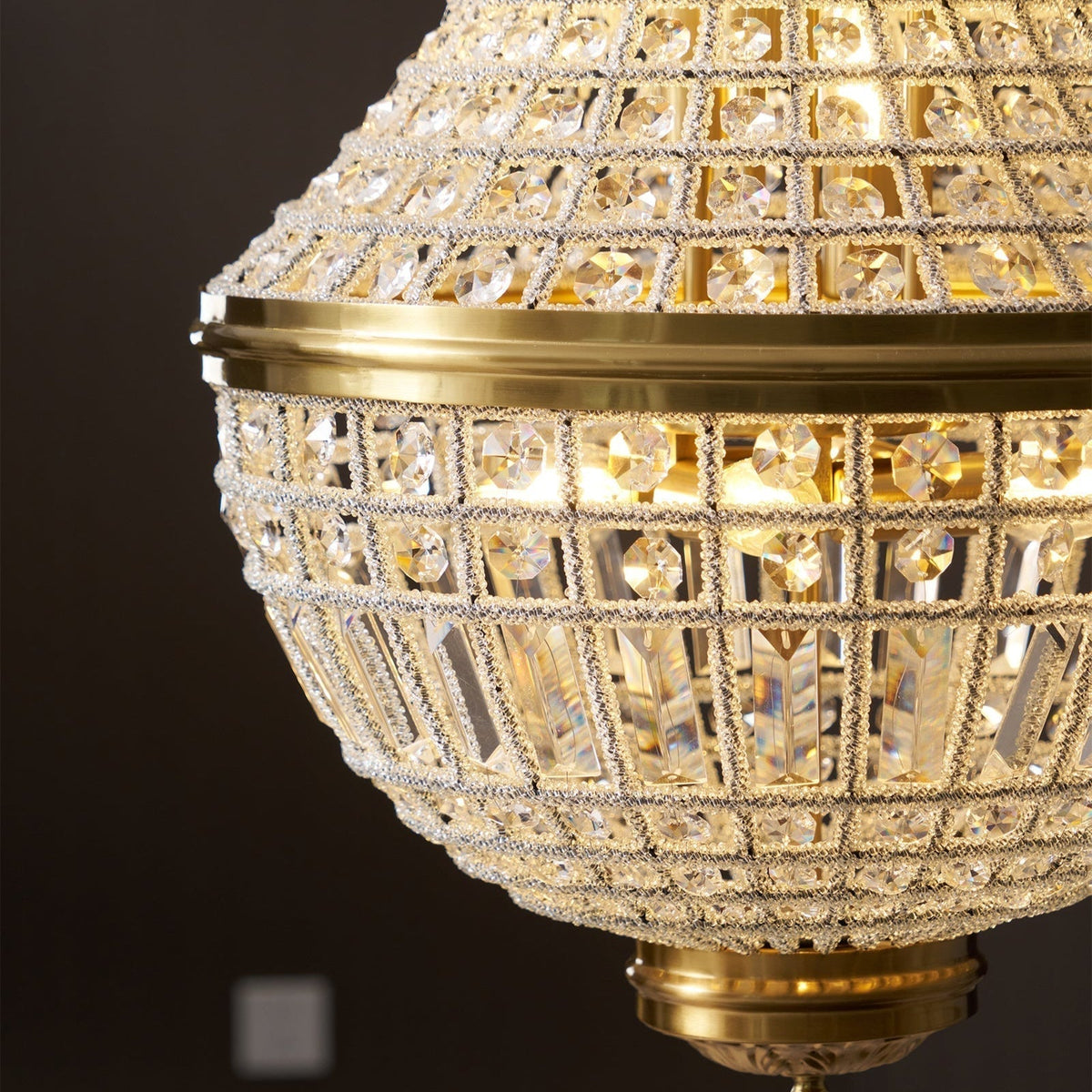 Auristella Crystal Chandelier-Neutral Decor