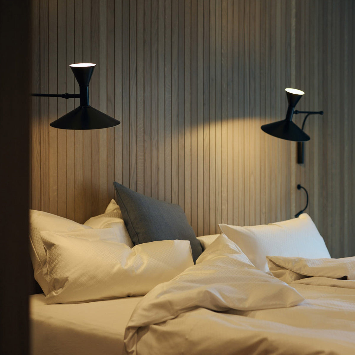 Tixor Wall Lamp Marseille Adjustable-Cielum