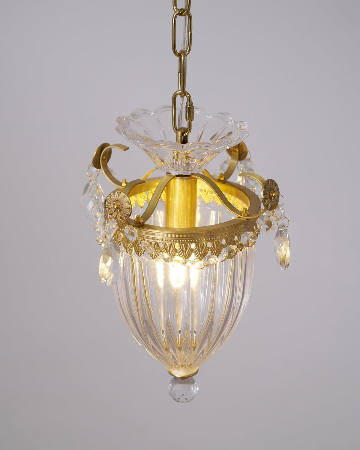 Pendant Lamp Vintage Glamour Crystal Drops-Neutral Decor