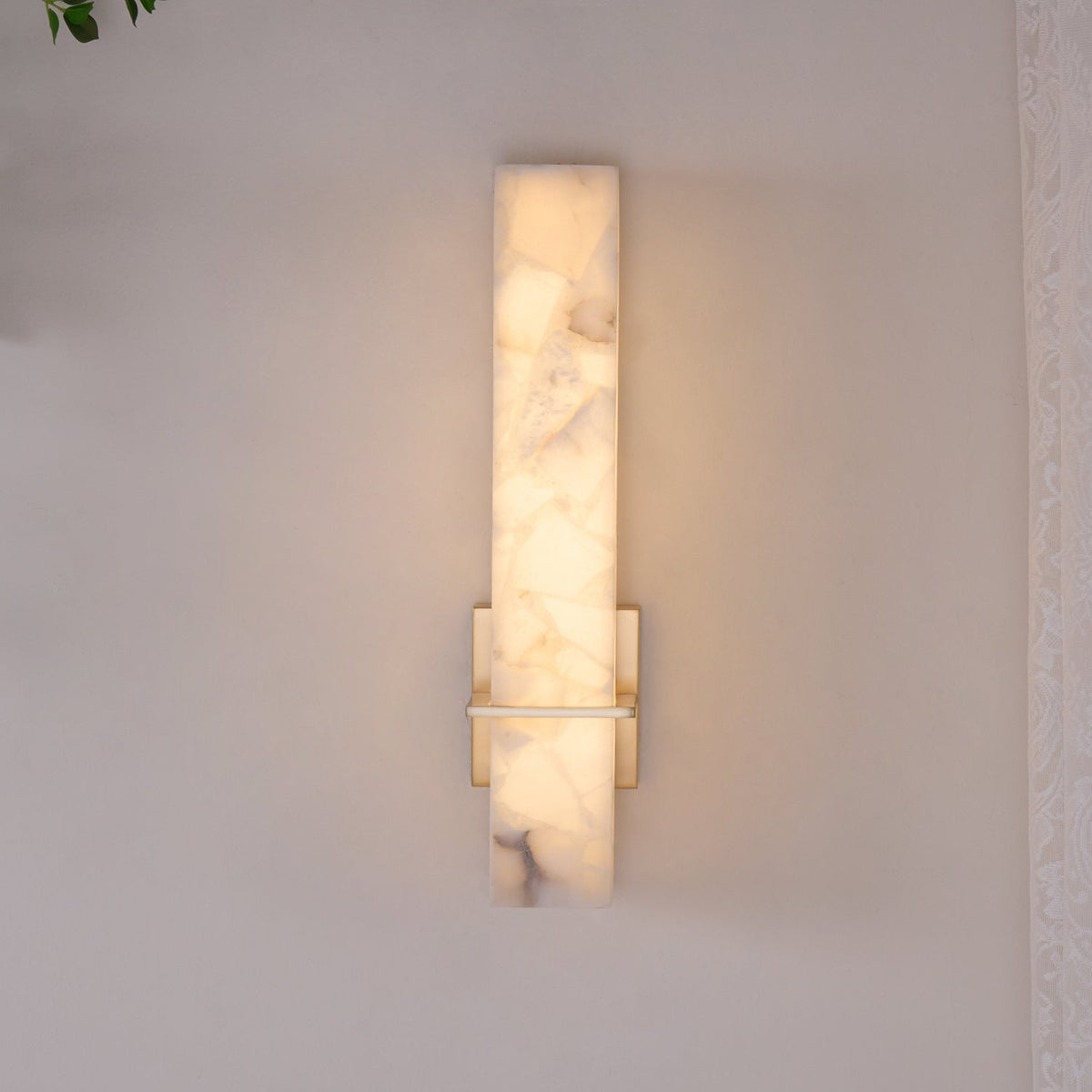 Ritta Wall Lamp White Alabaster Brass Modern Cuboid-Neutral Decor