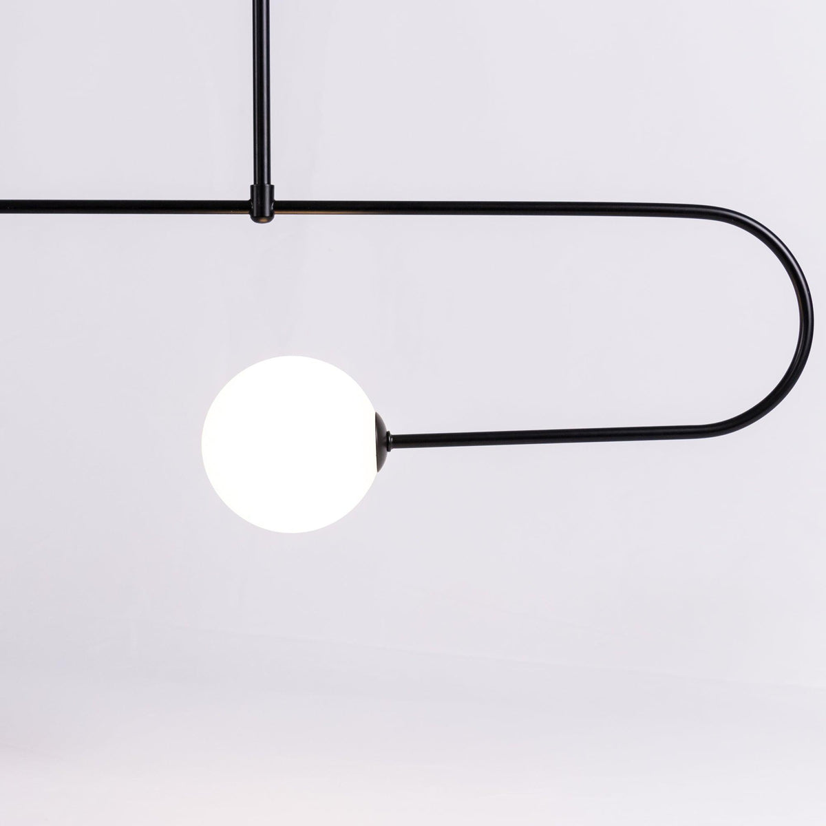 Erixy Lustre Mobile Noir Minimaliste-Cielum