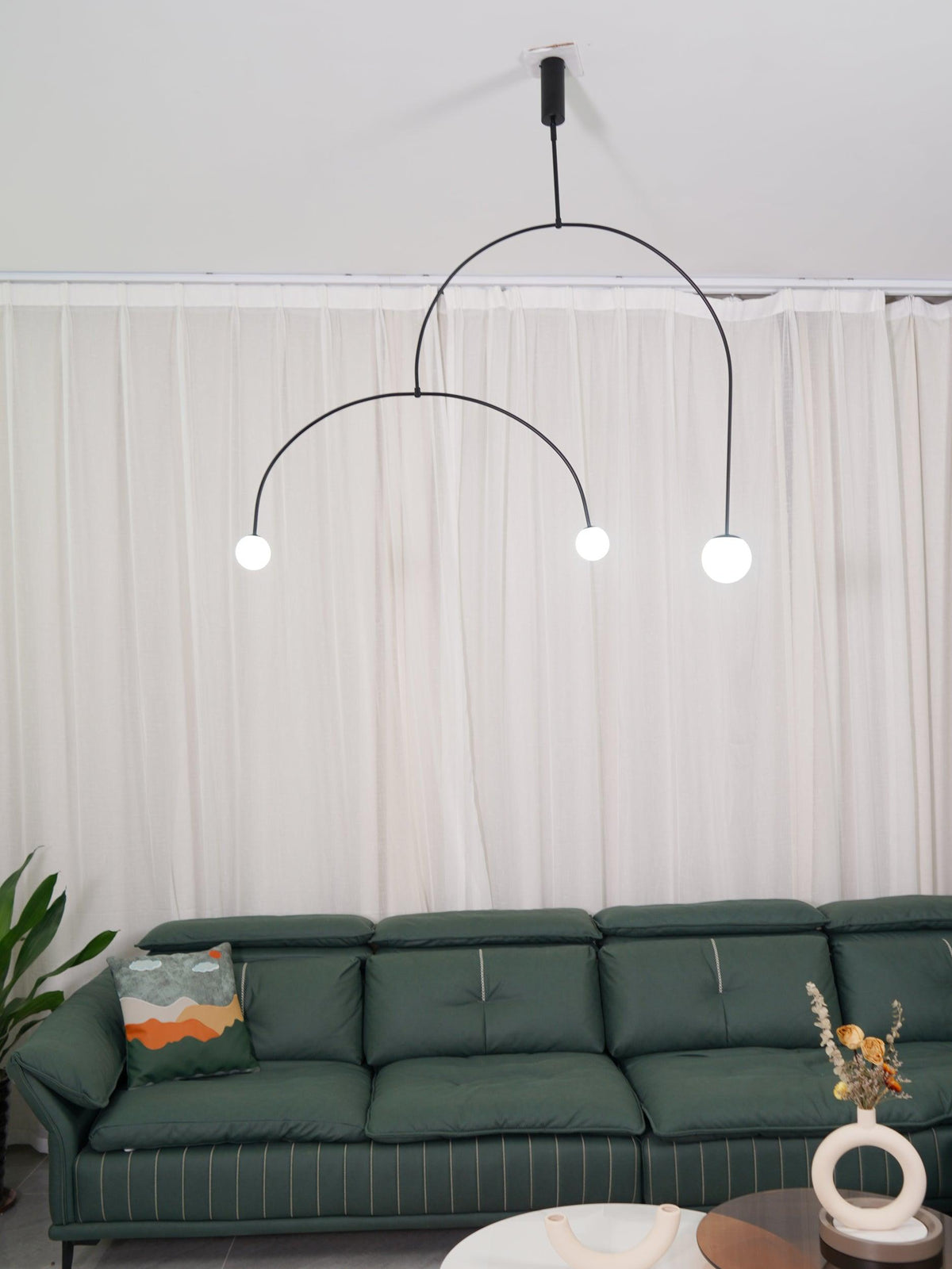 Erixy Lustre Mobile Noir Minimaliste-Cielum