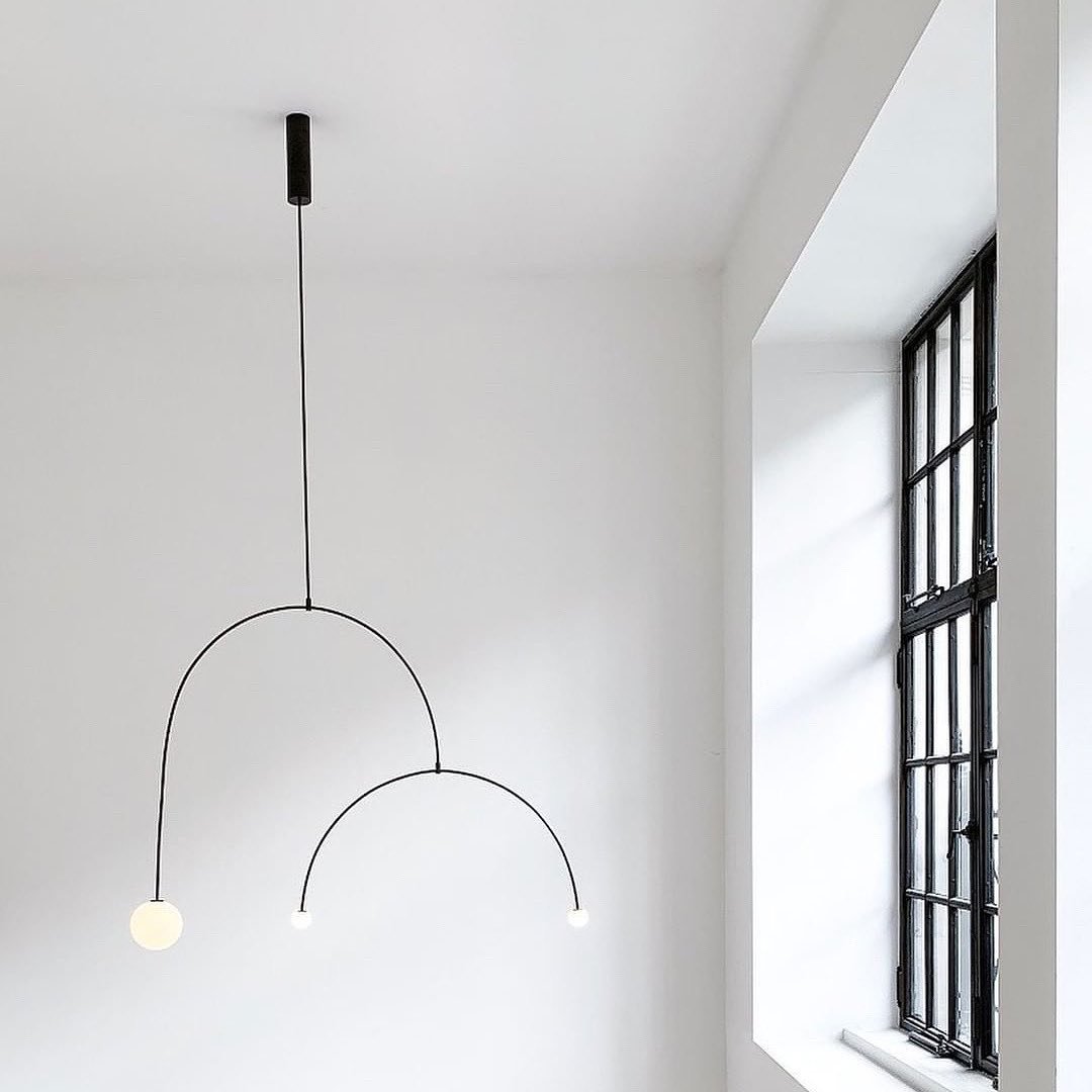 Erixy Lustre Mobile Noir Minimaliste-Cielum
