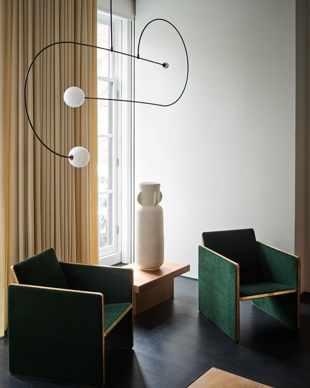 Erixy Lustre Mobile Noir Minimaliste-Cielum